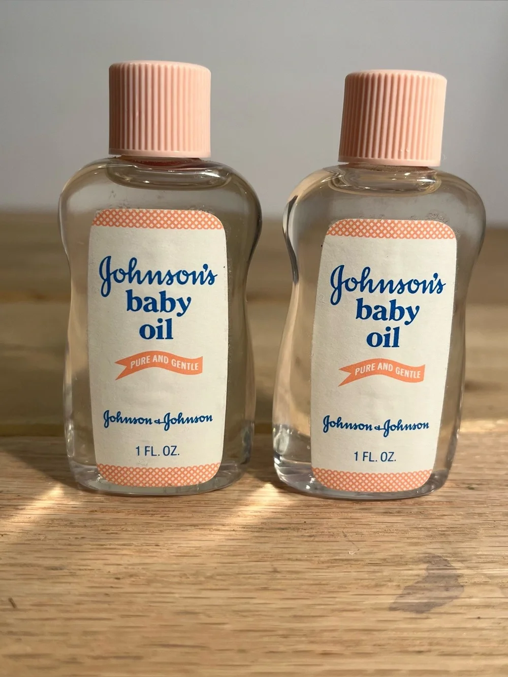 Johnson’s Baby Oil 1oz Vintage Pure Gentle Mineral Oil Plastic Bottle  Lot Of 2